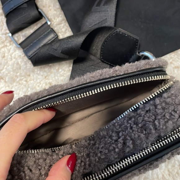 Marc Jacobs The Snapshot Teddy Faux Fur Grey Camera Bag Crossbody Handbag Purse - Picture 6 of 8